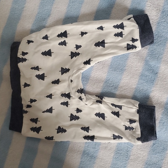 Rabbit and bear 100% organic cotton tree design pants - Picture 2 of 3